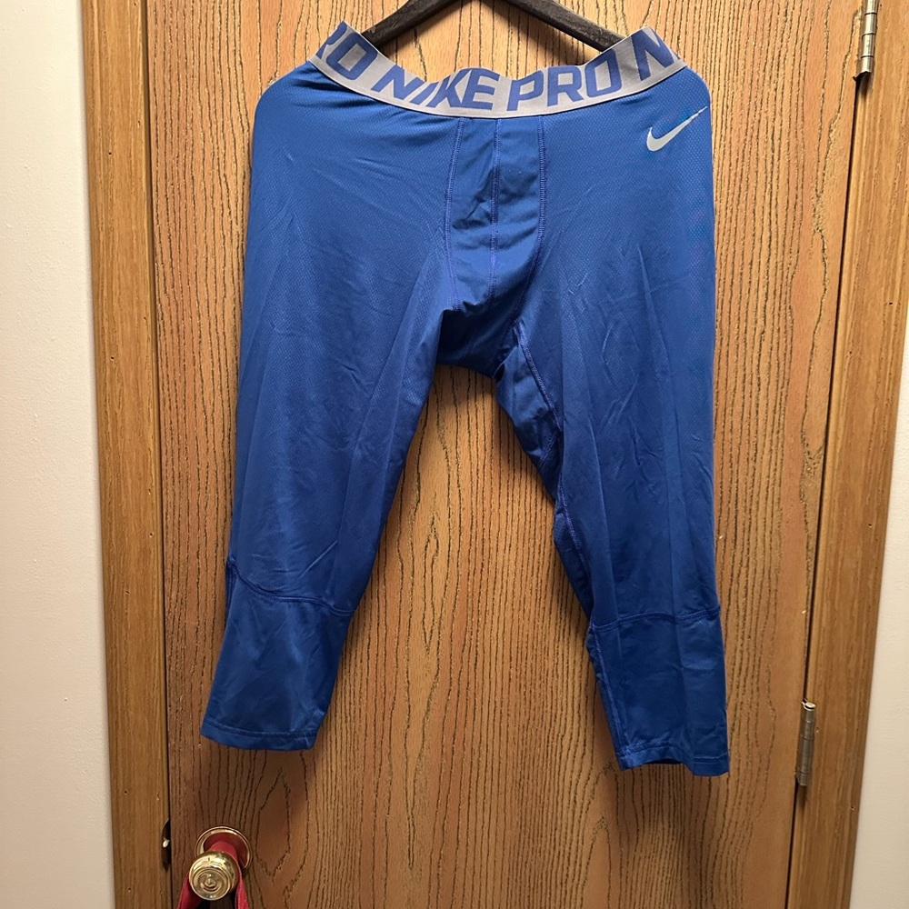 Men’s Nike pro Capri tights